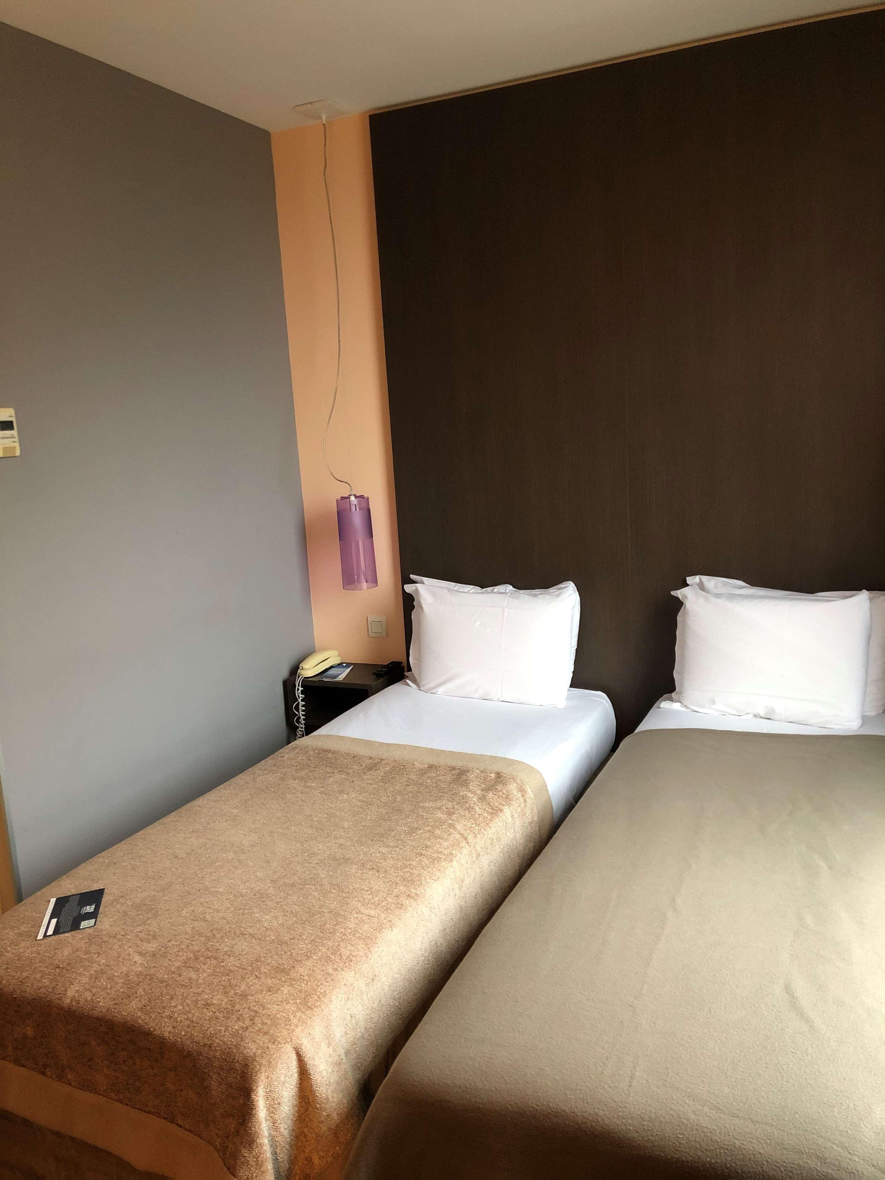 Kyriad Charleville Mezieres Экстерьер фото