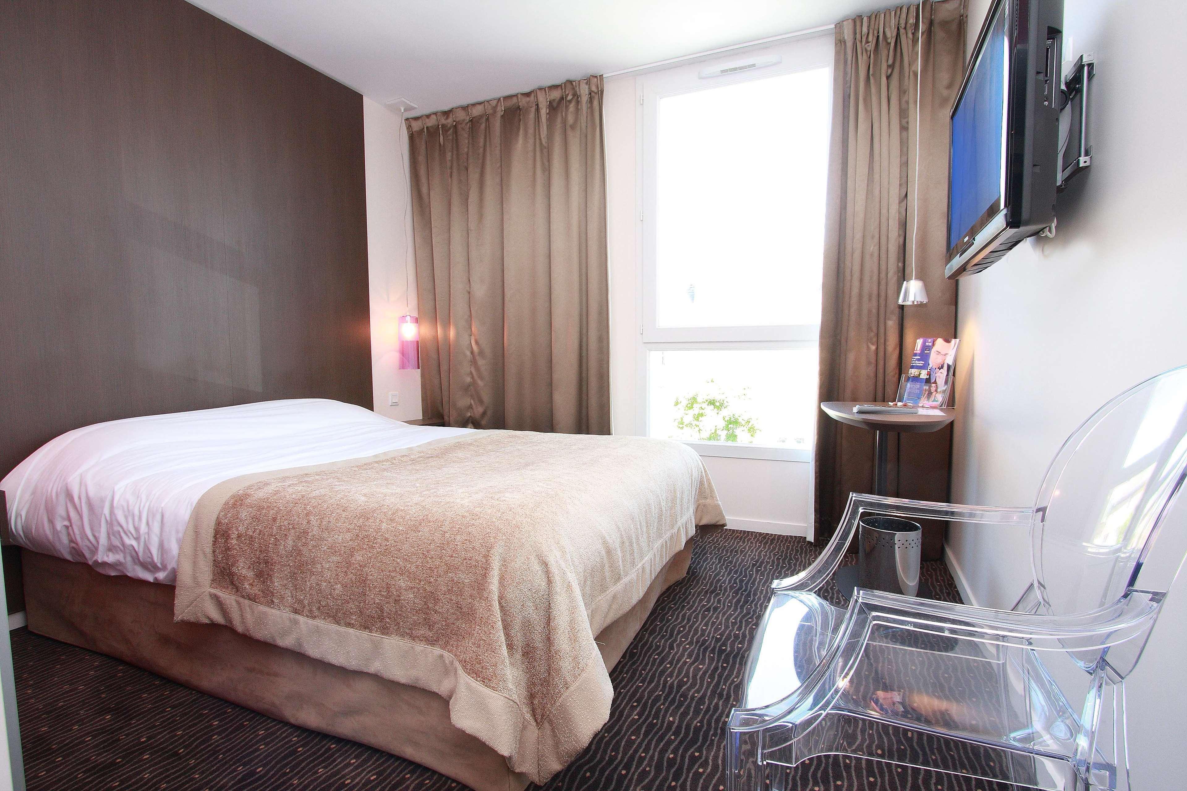 Kyriad Charleville Mezieres Экстерьер фото