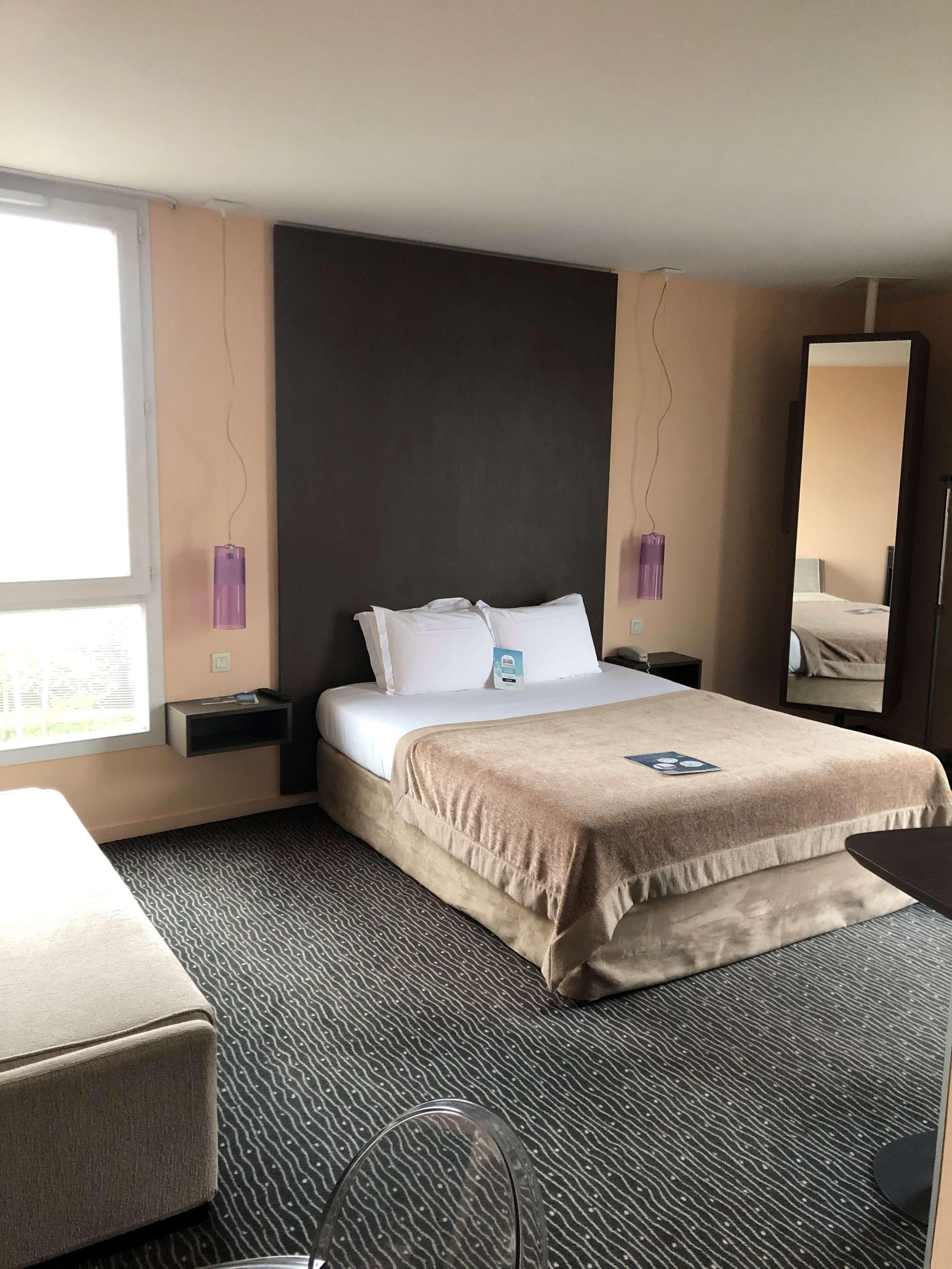 Kyriad Charleville Mezieres Экстерьер фото