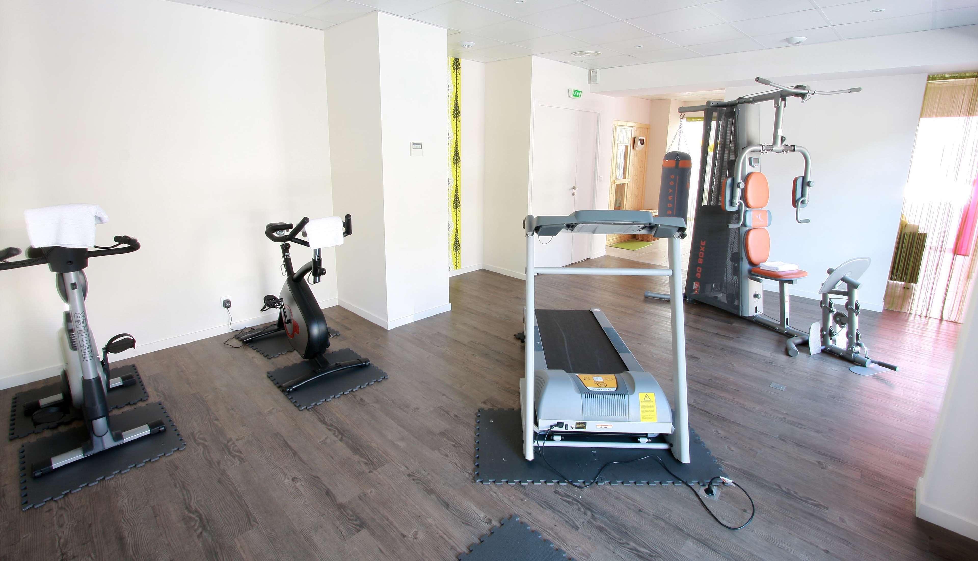 Kyriad Charleville Mezieres Экстерьер фото