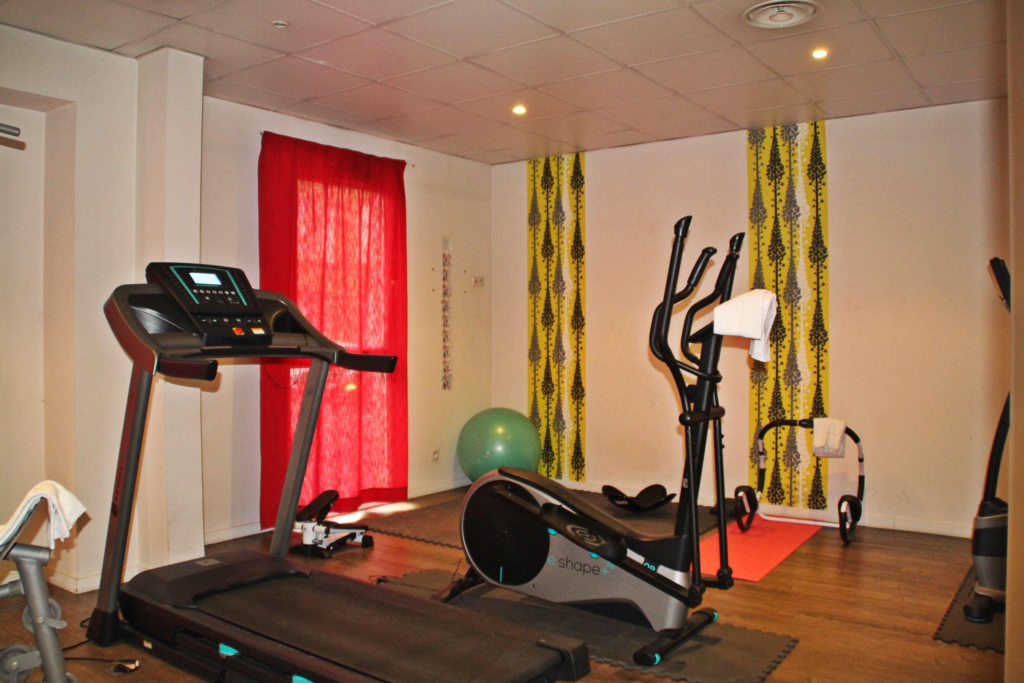 Kyriad Charleville Mezieres Экстерьер фото