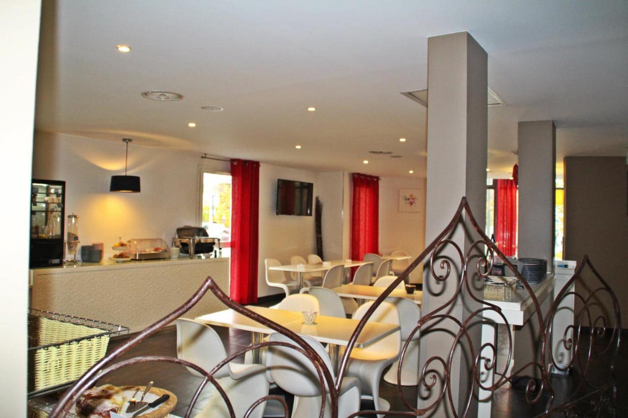 Kyriad Charleville Mezieres Экстерьер фото