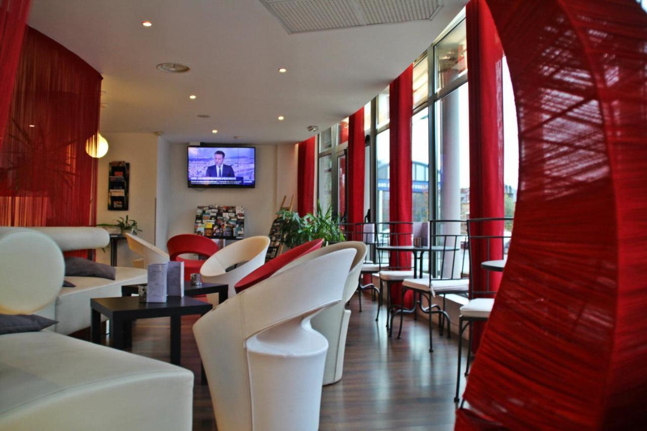 Kyriad Charleville Mezieres Экстерьер фото